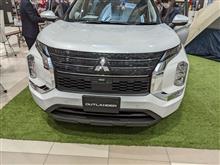 新型アウトランダーPHEV
