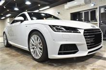 「スタイリッシュな2ドアクーペ」アウディ・TT Coup&#233; のガラスコーティング【リボルト宮崎】