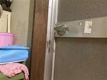 ドアノブ取付・・・・