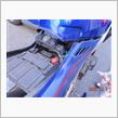 [CBR250Four] 低温時エンジン始動剤用 インテークガイドホースの設置