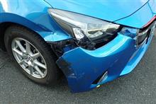 左折右折転回の30ｍ手前や進路変更は3秒前には方向指示器で意思表示する事は道路交通法に明記されていますの巻。
