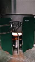 タトンカのアルコールストーブ、安定した炎と火力をつくづく実感。