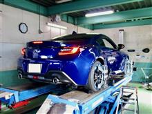 STIコイルスプリングでローダウンしたので、きっちり測定･調整しました。調整箇所は前後トーの合計4箇所。それにしてもプラス400ccのゆとりは大きいですね。新型BRZ ZD8のアライメントです。
