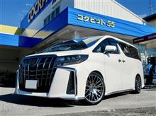 車高調とタイヤ･ホイール、もうこれだけで見た目と走りが激変しちゃいます！アルファード（AGH30W）に「タナベ SUSTEC PRO ZT40」と「RAYS HOMURA 2&#215;10BD」を取り付け！