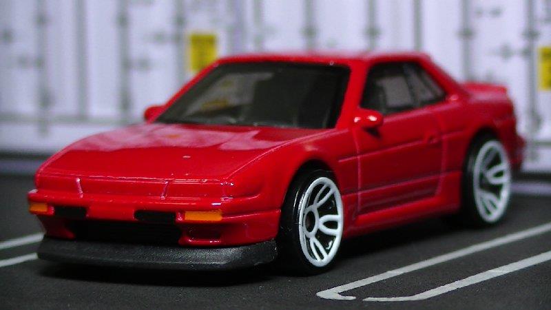 Amazon.com: Hot Wheels Nissan Silvia [S13], [Gray] Speed