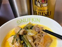 金曜日の晩飯は〜😋