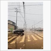 雪で見えないです、信号
