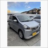 代車ミライース。