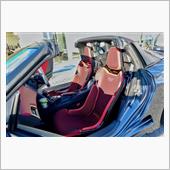 まずは運転席をRECARO  ...
