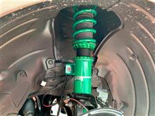 メーカー推奨車高でセットしましたが、よりシャープな印象にまとまりました。快適にローダウンできる車高調“TEIN FLEX Z”を取り付け!!
