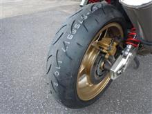 ＣＢ１３００ SUPER BOLD&#39;OR  前後タイヤ交換