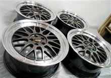 BBS-LM18インチ/バレル2次元研磨パウダースモークブラック（黒濃い目）フルパウダーコート裏組み