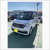 白い軽自動車というだけでねぇ。