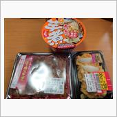 イオンの特製牛カルビ重と玉子 ...