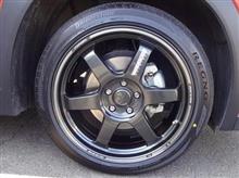 軽くて強いことにこだわったスポーツホイールの極み“RAYS VOLK RACING TE37 ultra TRACK EDITION Ⅱ”を、オプションカラーの“ダイヤモンドブラック”にて装着!!