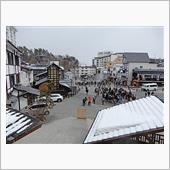 雪がパラパラと