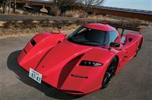 普通に公道を走っていると違和感のある車だからね〜