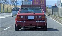 いかにもラリー車。
