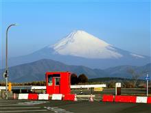 朝ごはんを食べに山へ、お昼ごはんを食べに海へ