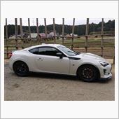86GRのホイールを見てビビ ...