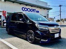 「POTENZA Adrenalin RE004」と「POTENZA SW010」の組み合わせで、ミニバンだって軽快なフットワークを楽しめちゃう。そして 精悍に仕上がりました!!