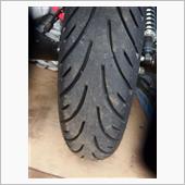 V7のタイヤ交換