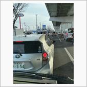 そんなに前あけて