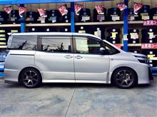 GRスポーツなのでもともと少し低いのですが、ビルシュタインB14車高調で乗り味変更＆さらなるローダウン。CUSCOスタビライザー＆リヤスタビバーも投入でビシッとした走りに!!