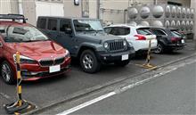 事務所の駐車場です