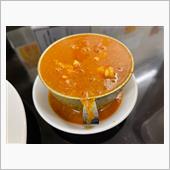 カレーは飲み物で赤い鶏カレー
