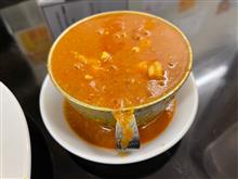 カレーは飲み物で赤い鶏カレー