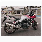 たまの晴れ間に車とバイクの掃 ...