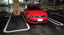 赤い代車と光の巨人
