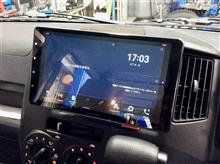 オーディオレスから今風装備をゴソッと取り付け。フローティングタイプのパイオニア9インチモニターのディスプレーオーディオやデジタルルームミラー、リアカメラなどでグッと快適に仕上げました!!