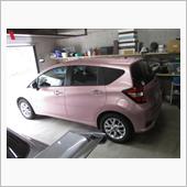 ピンクの代車