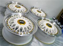 BBS-RS(189)15インチ100-4Hパウダーパールホワイトプリマドンナ仕様フルパウダーコート