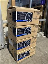 アバルト５９５ イケてるホイール入荷です！
