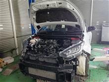 ヒノさんＧＲヤリス作業開始！