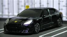 RMZ City：PORSCHE PANAMERA TURBO