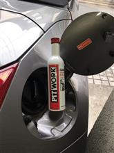 インジェクタークリーナーF-Premium投入