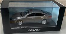レアな1/43レイズ(RAI‘S)のL33ティアナXE覆面パトカーです♪