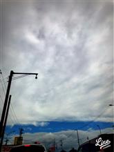 蒸し暑くなりそうな水曜日の朝