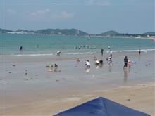 真夏の福間海岸は海水浴のメッカ