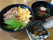 そぼろ丼