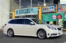 「BBS RE-L2」と「POTENZA Adrenalin RE004」、「BBS RE-V7」と「POTENZA S007A」。どちらも走る喜びを高めてくれる組み合わせです。
