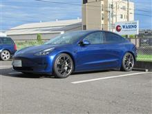 車高はやっぱり...テスラ3　アイバッハプロキット　これで...世間並みに