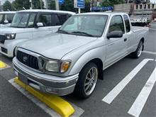 TOYOTA  TACOMA