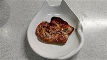 今宵は、ポークステーキをメインに     #料理 #ポークステーキ #やまと豚 #スープ #フルーツトマト #白ワイン #農民ドライ