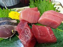 常連さんで賑わう定食屋