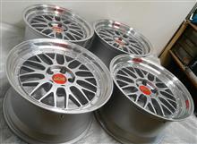 BBS-LM18インチ溶剤ハイパー塗装DBK（DB-SLD）から耐久性UPパウダーコートDSK光輝シルバーフルパウダーコート